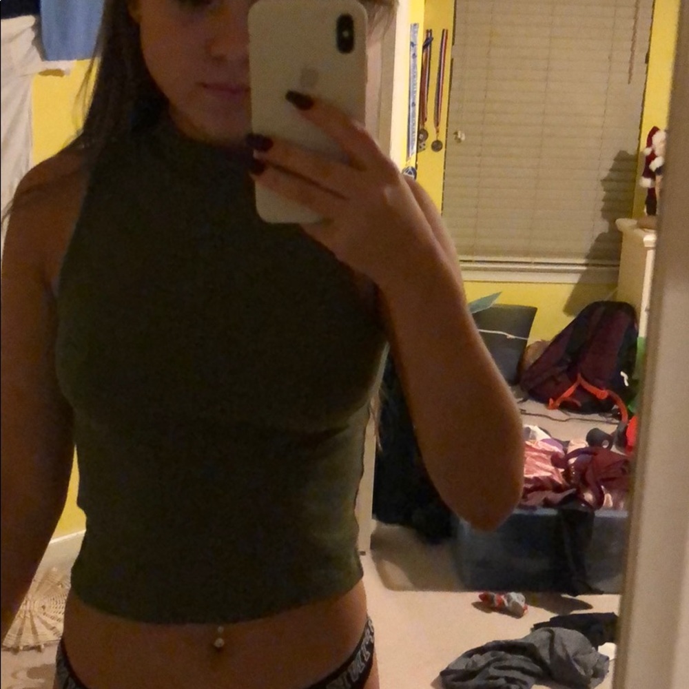 Green Crop top Size: S